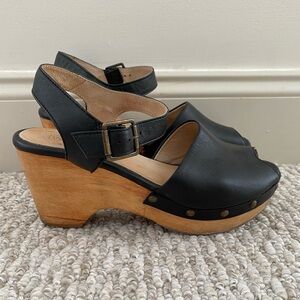 Cordani Five Worlds Black Leather Mules with Wooden Heel